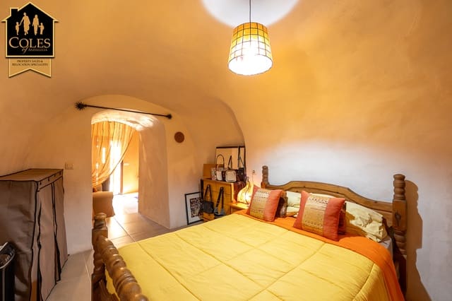 3 bedroom Cave House for sale in Cuevas del Almanzora - € 199,950 (Ref: 9414877)