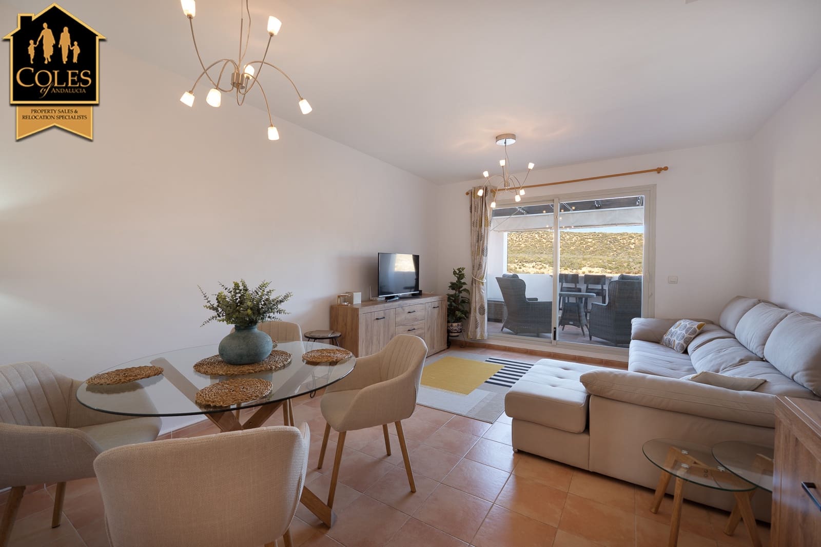 2 soveværelse Byhus til salg i Valle del Este med swimmingpool garage - € 189.995 (Ref: 9438378)