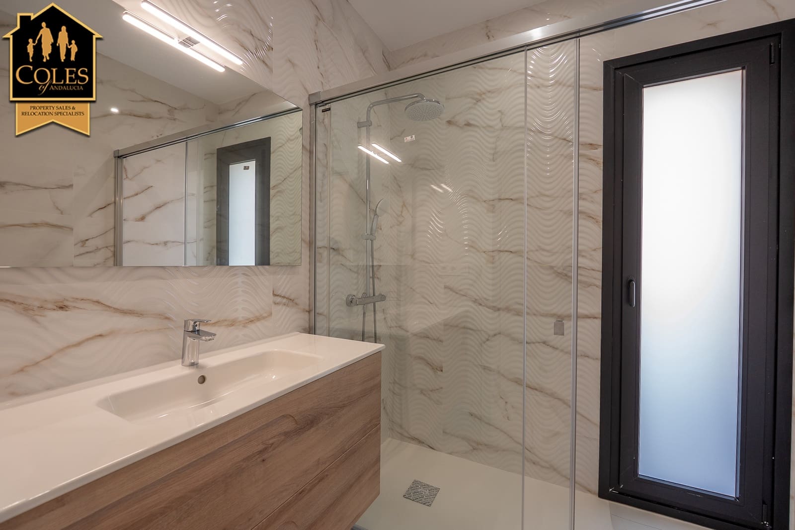 2 makuuhuone Huvila myytävänä paikassa Los Gallardos mukana uima-altaan 
autotalli - 324 000 € (Ref: 9453615)