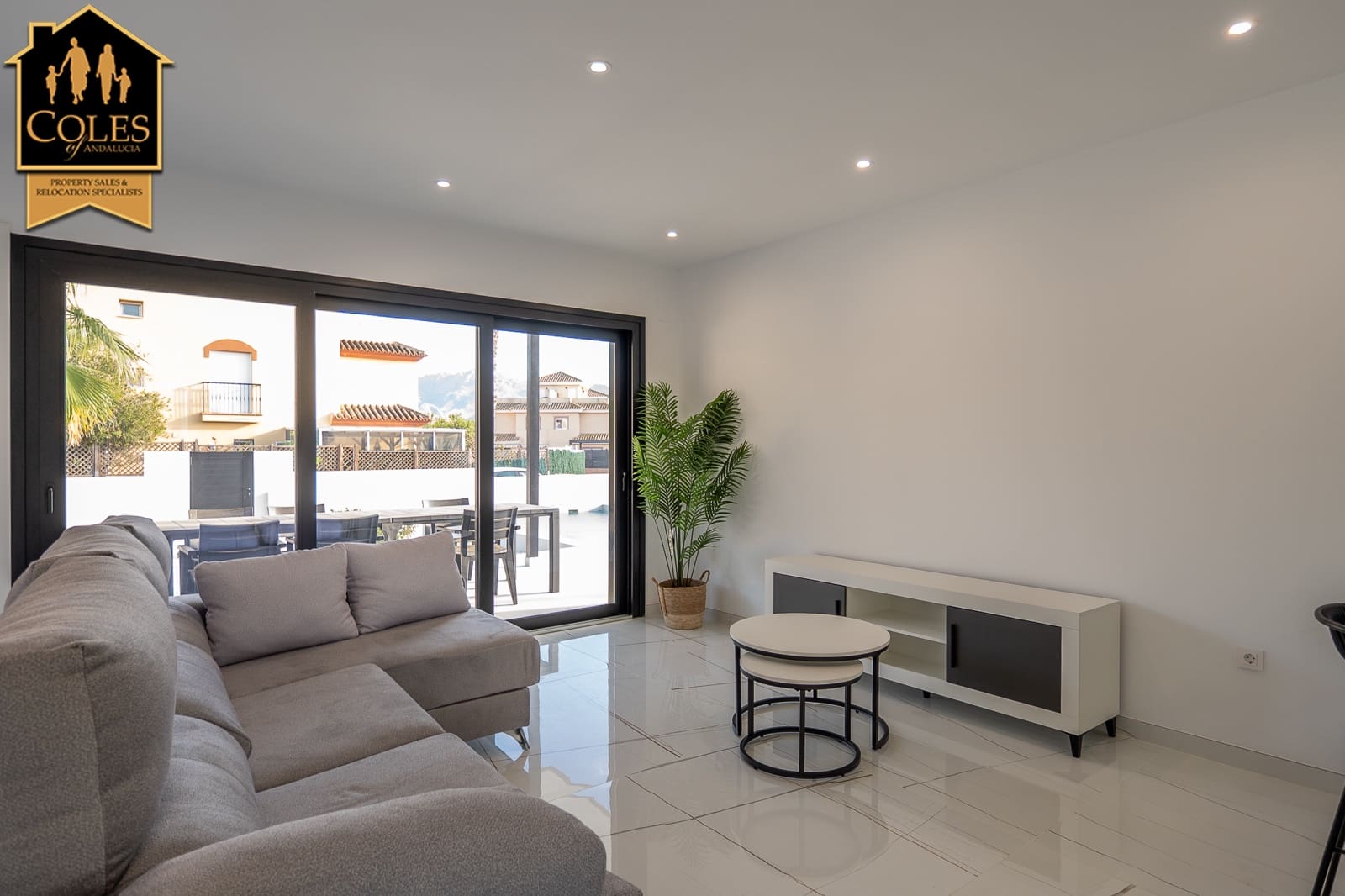 2 makuuhuone Huvila myytävänä paikassa Los Gallardos mukana uima-altaan 
autotalli - 324 000 € (Ref: 9453615)