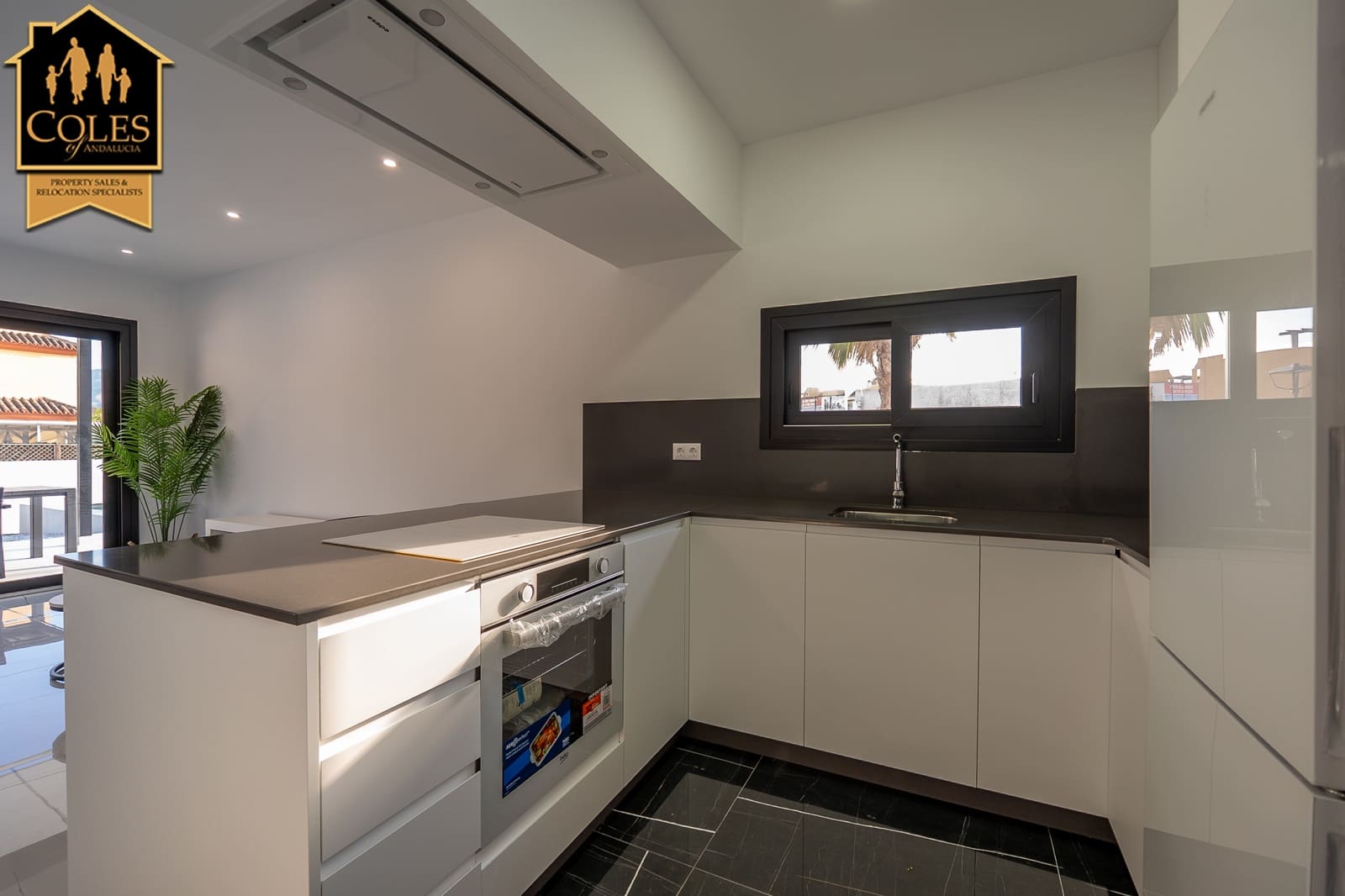 2 makuuhuone Huvila myytävänä paikassa Los Gallardos mukana uima-altaan 
autotalli - 324 000 € (Ref: 9453615)