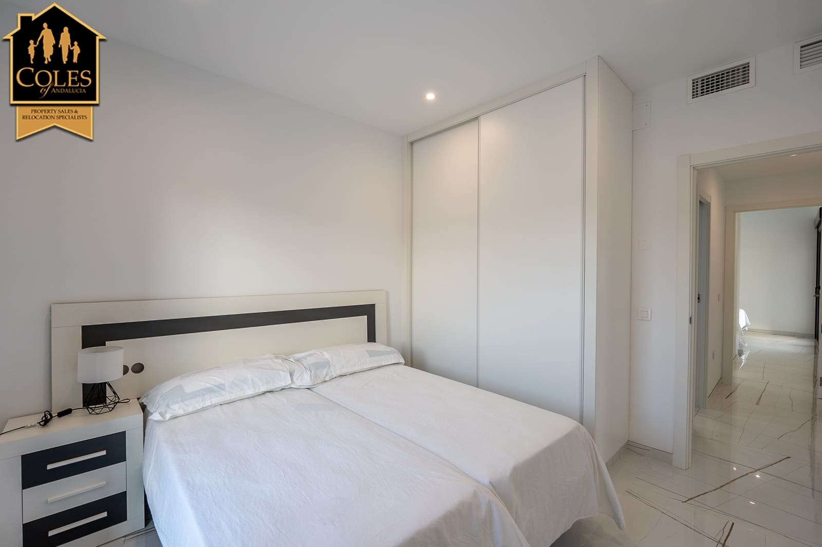 2 makuuhuone Huvila myytävänä paikassa Los Gallardos mukana uima-altaan 
autotalli - 324 000 € (Ref: 9453615)