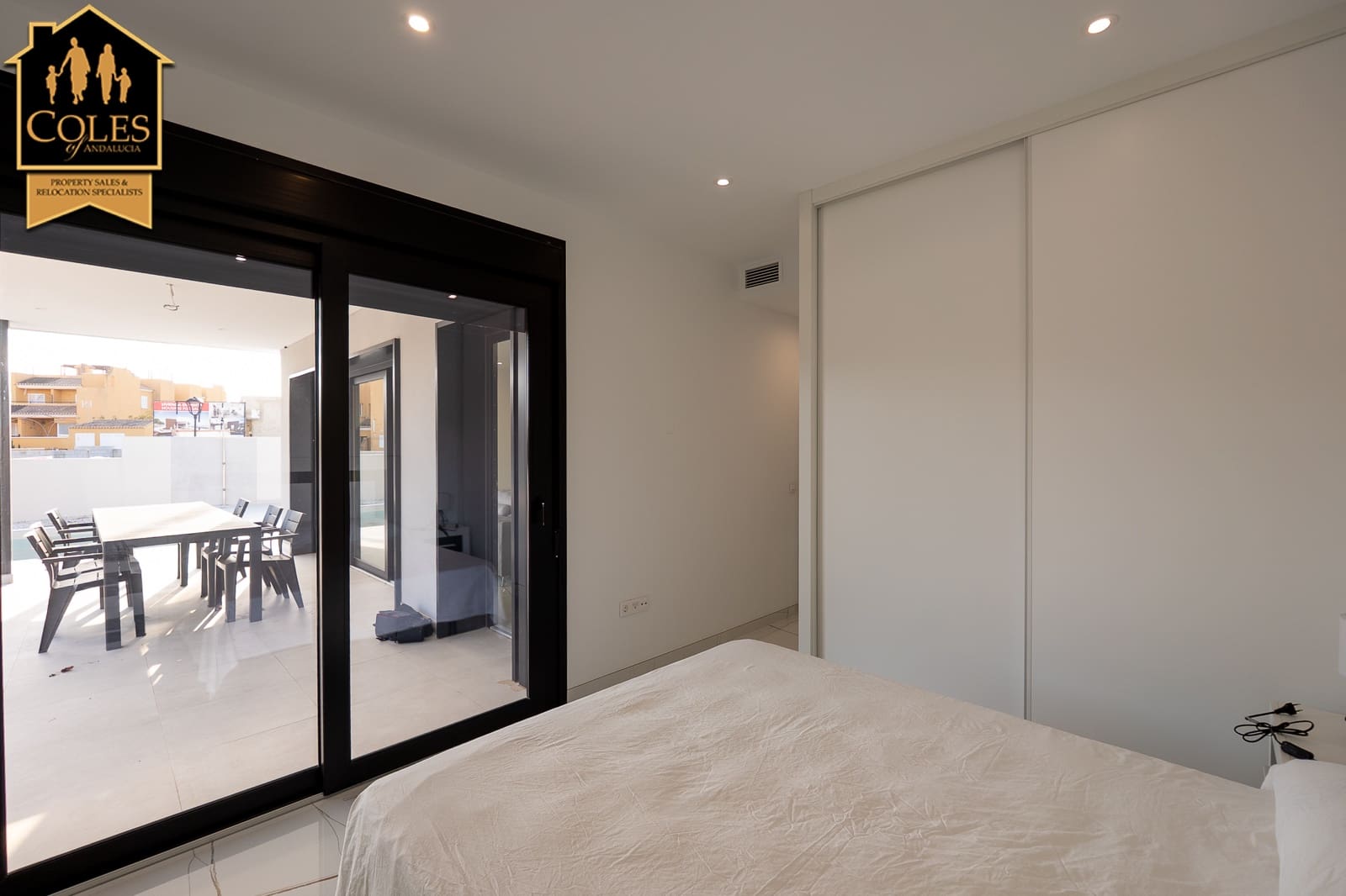 2 makuuhuone Huvila myytävänä paikassa Los Gallardos mukana uima-altaan 
autotalli - 324 000 € (Ref: 9453615)