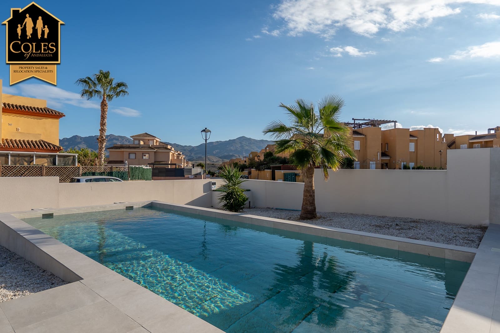 2 makuuhuone Huvila myytävänä paikassa Los Gallardos mukana uima-altaan 
autotalli - 324 000 € (Ref: 9453615)