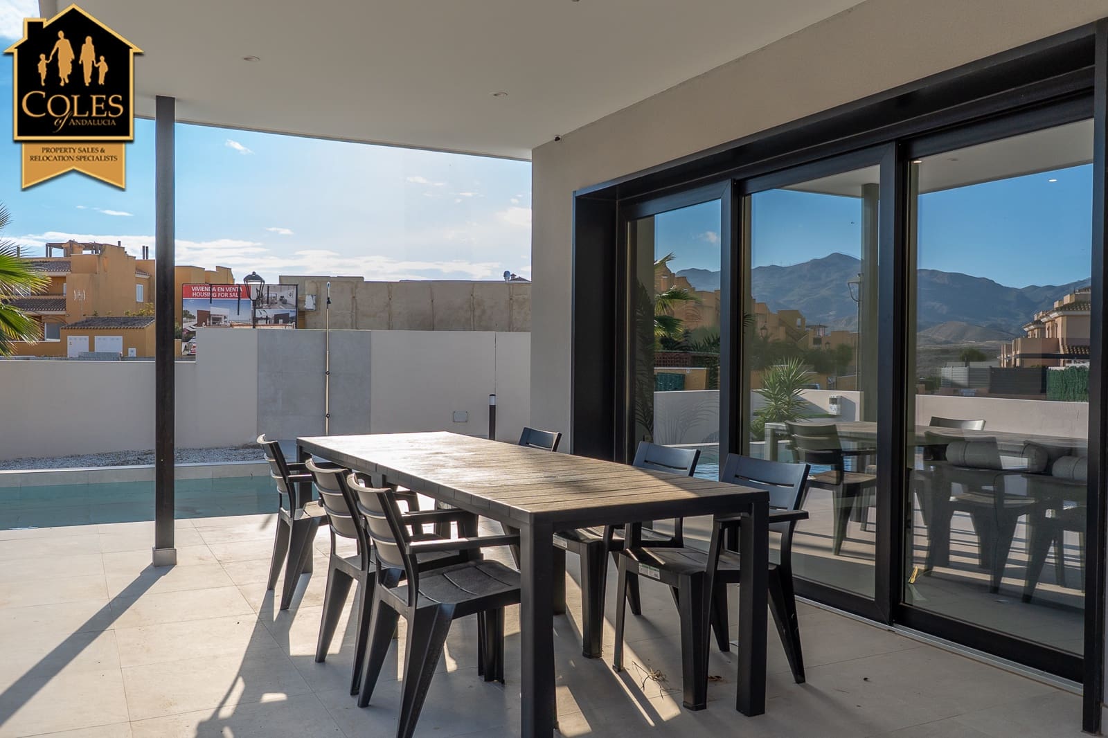 2 makuuhuone Huvila myytävänä paikassa Los Gallardos mukana uima-altaan 
autotalli - 324 000 € (Ref: 9453615)