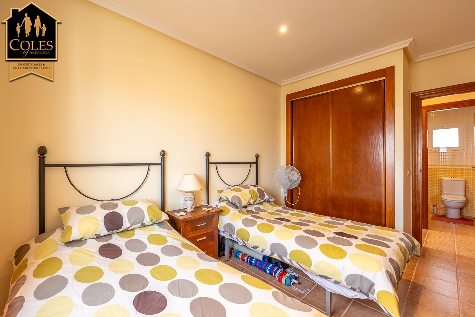 2 makuuhuone Huoneisto myytävänä paikassa Vera mukana uima-altaan 
autotalli - 159 999 € (Ref: 9456682)