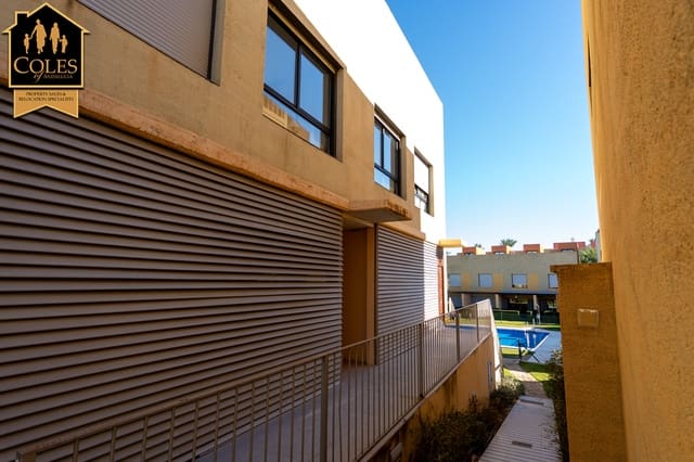 3 quarto Casa em Banda para venda em Valle del Este, Vera com piscina garagem - 179 950 € (Ref: 9471330)