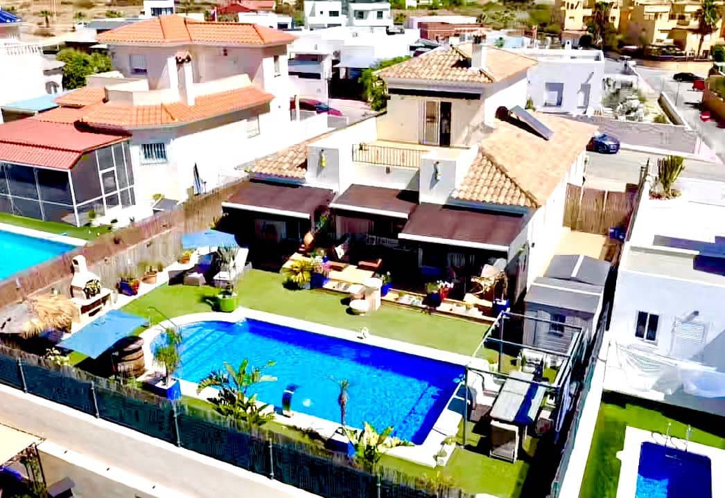 3 makuuhuone Huvila myytävänä paikassa Los Gallardos mukana uima-altaan 
autotalli - 349 950 € (Ref: 9471559)