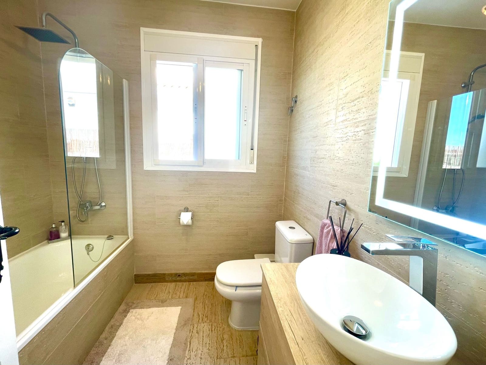 3 makuuhuone Huvila myytävänä paikassa Los Gallardos mukana uima-altaan 
autotalli - 349 950 € (Ref: 9471559)