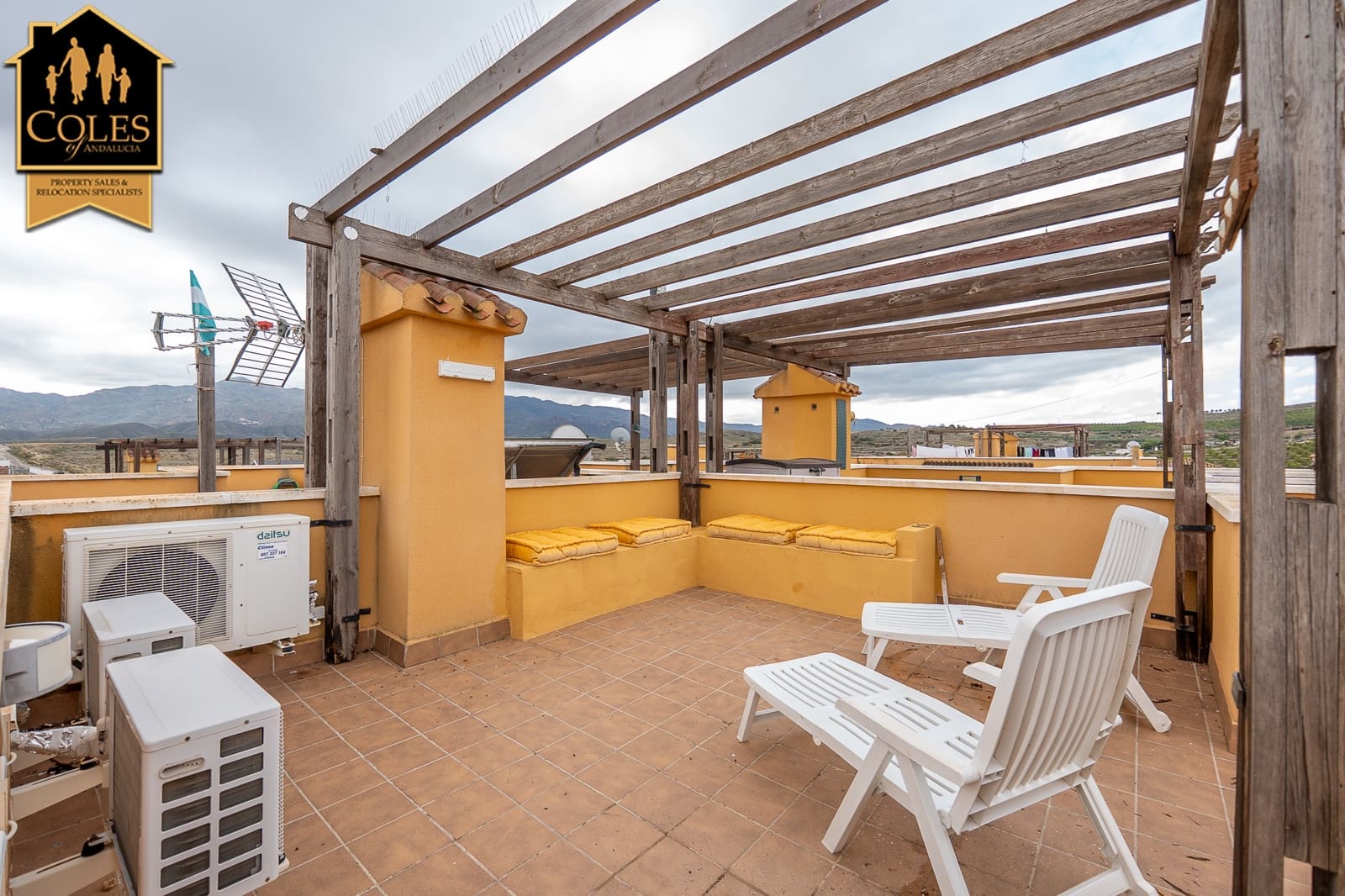 3 sypialnia Dom na sprzedaż w Los Gallardos z basenem garażem - 174 950 € (Ref: 9494865)