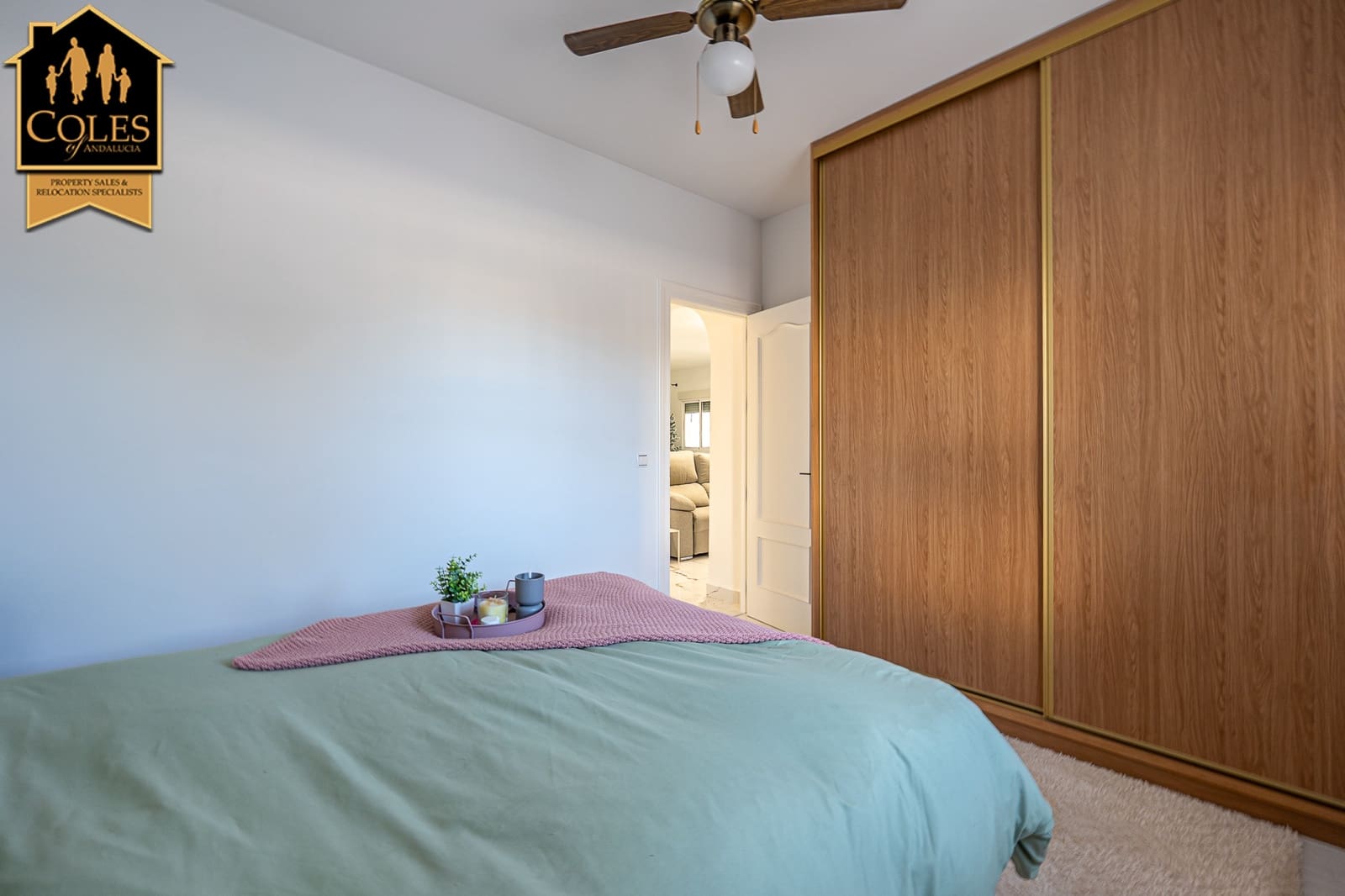 4 bedroom Villa for sale in Arboleas with pool garage - € 359,000 (Ref: 9500294)