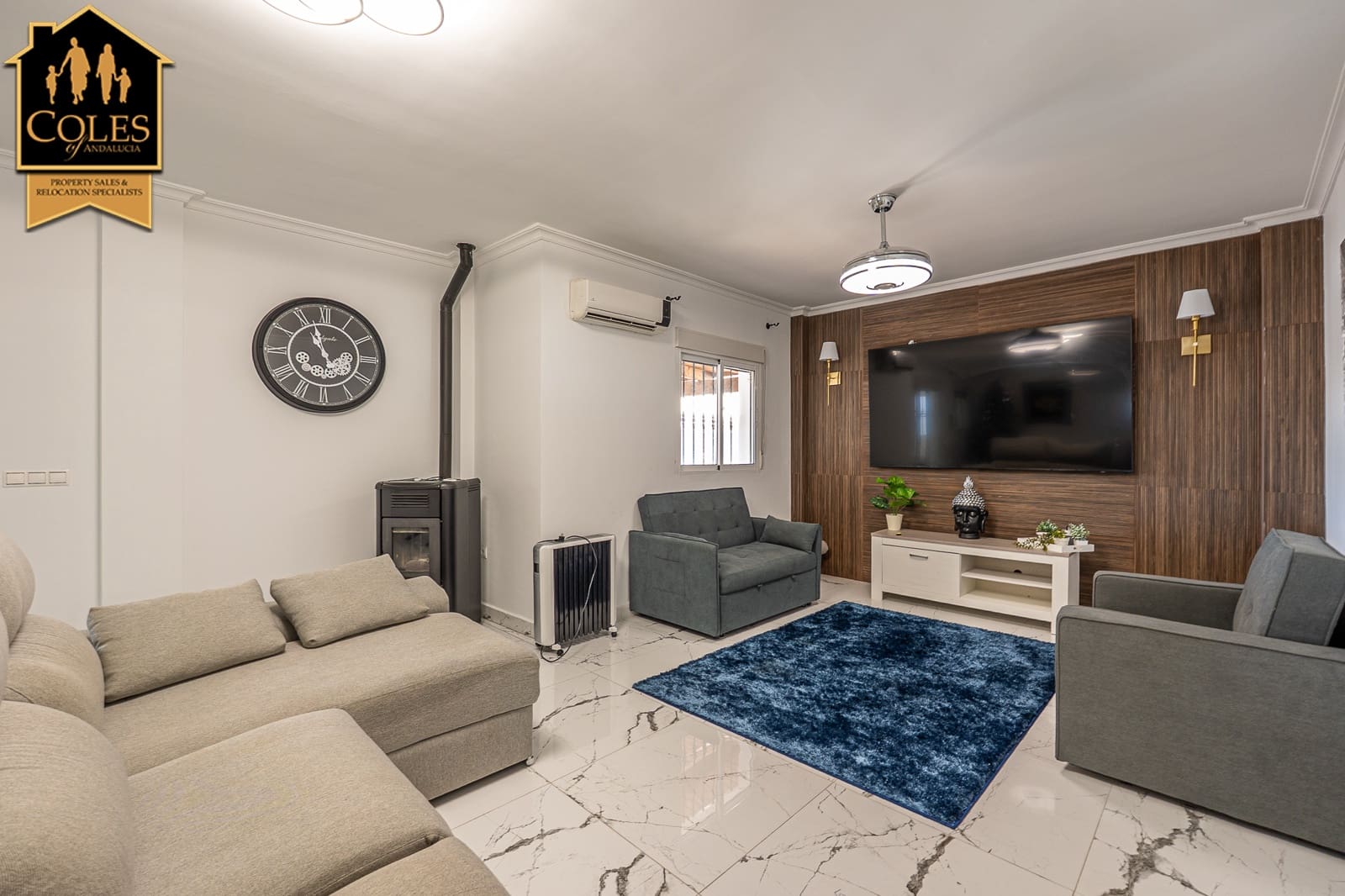 4 bedroom Villa for sale in Arboleas with pool garage - € 359,000 (Ref: 9500294)