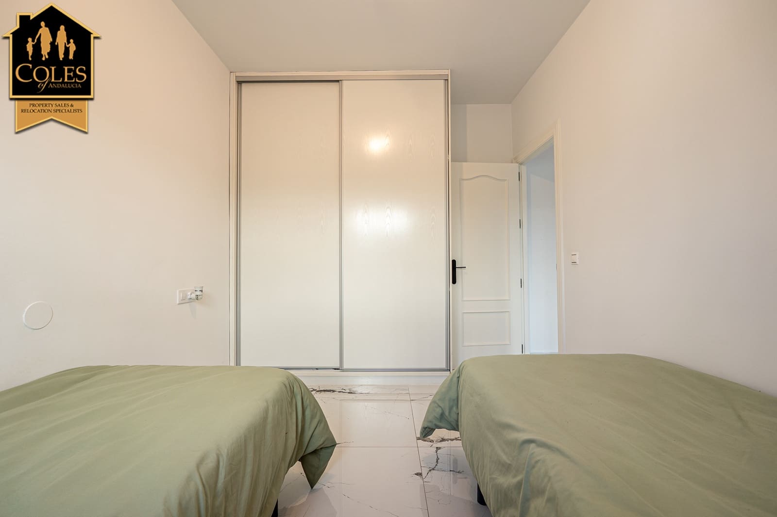 4 bedroom Villa for sale in Arboleas with pool garage - € 359,000 (Ref: 9500294)