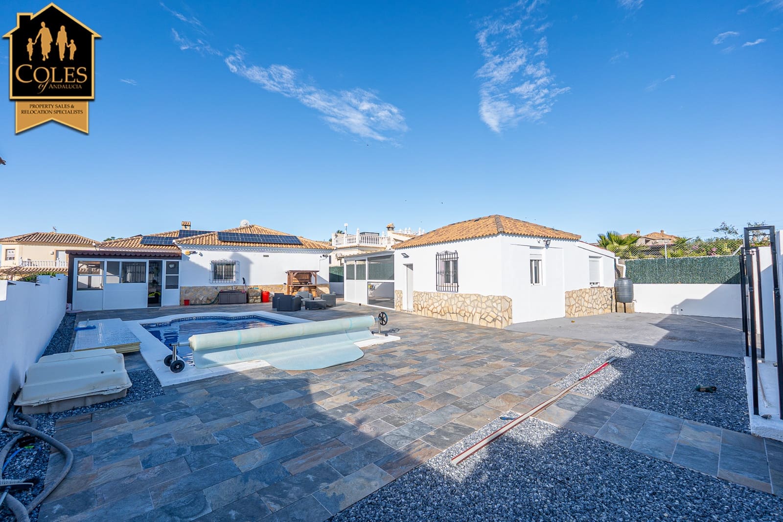 4 bedroom Villa for sale in Arboleas with pool garage - € 359,000 (Ref: 9500294)