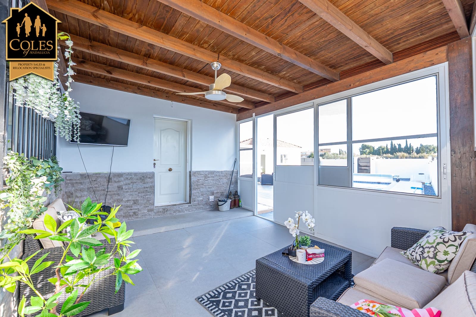 4 bedroom Villa for sale in Arboleas with pool garage - € 359,000 (Ref: 9500294)