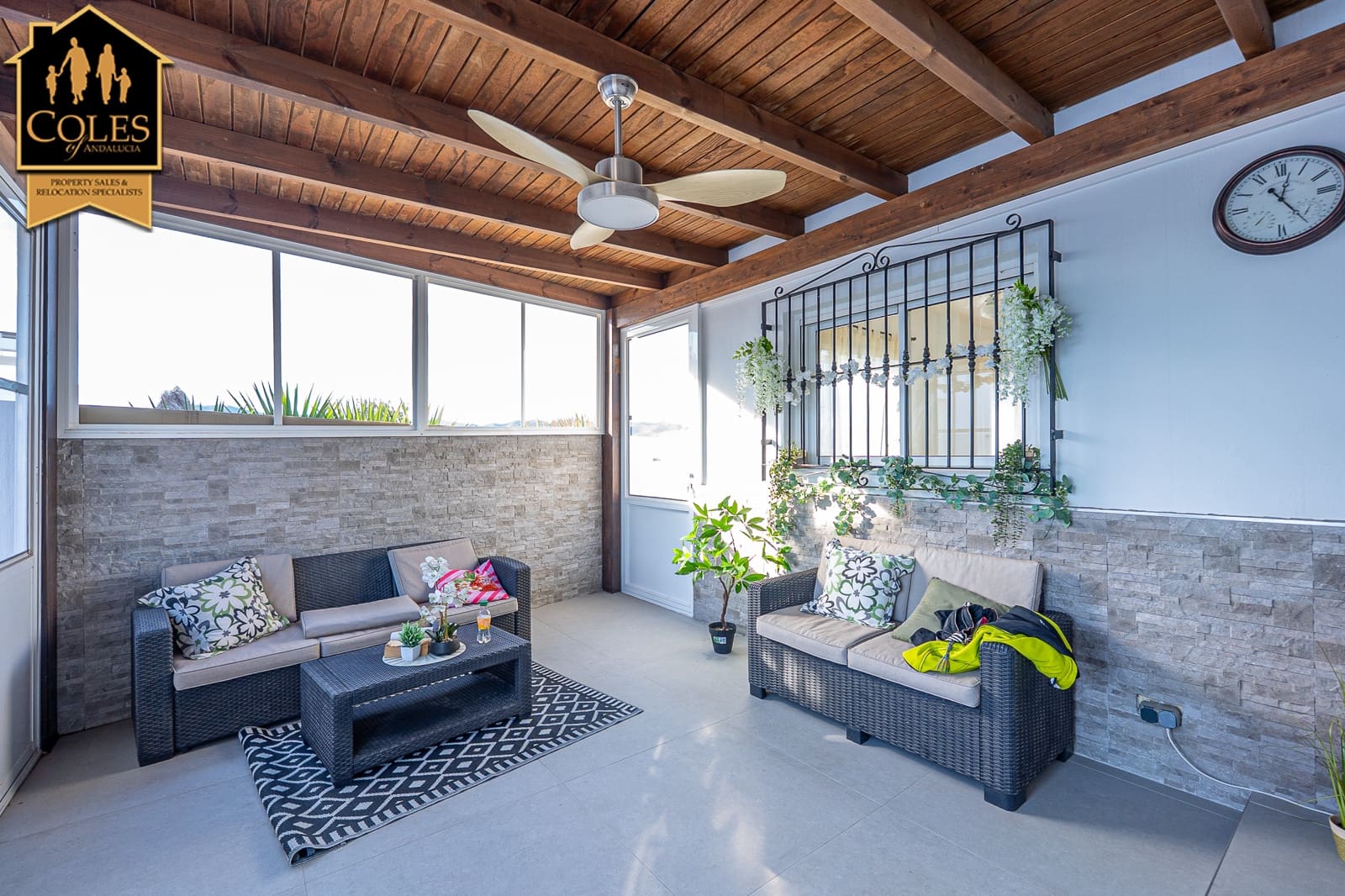 4 bedroom Villa for sale in Arboleas with pool garage - € 359,000 (Ref: 9500294)