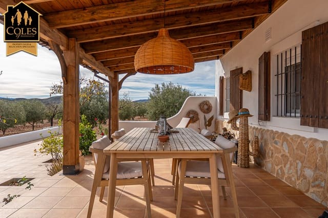 Chalet de 2 habitaciones en Uleila del Campo en venta con garaje - 224.950 € (Ref: 9516314)