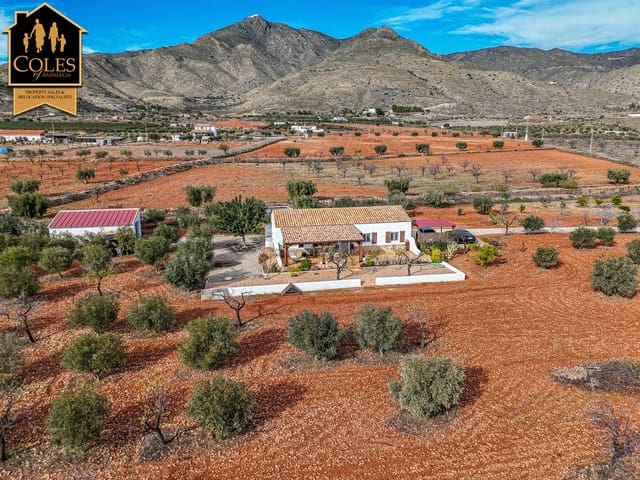 Chalet de 2 habitaciones en Uleila del Campo en venta con garaje - 224.950 € (Ref: 9516314)