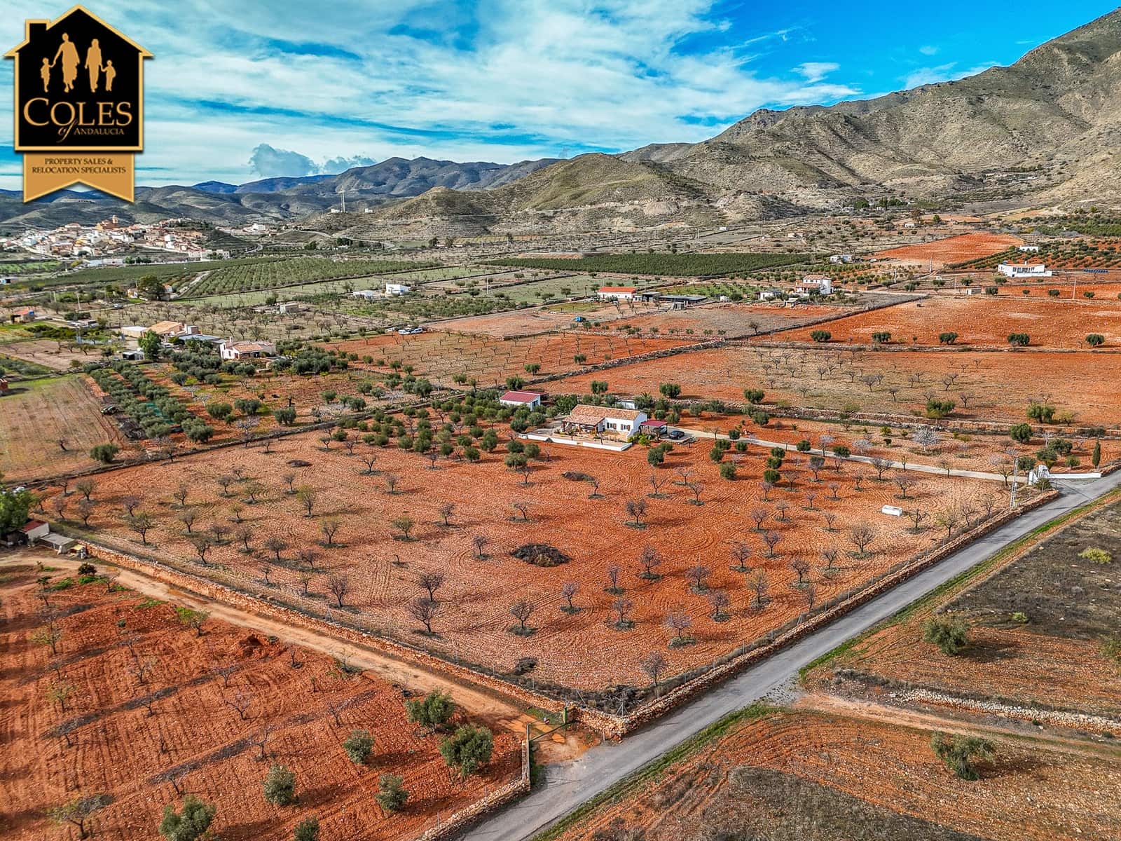 Chalet de 2 habitaciones en Uleila del Campo en venta con garaje - 224.950 € (Ref: 9516314)