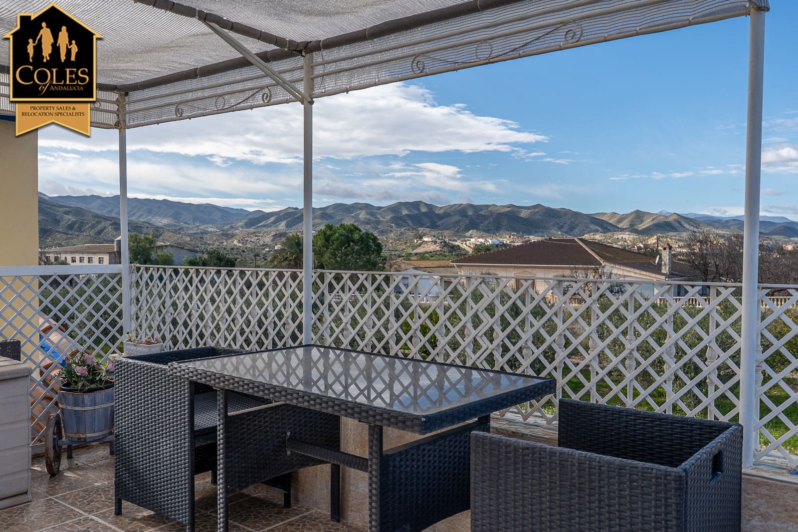 3 sypialnia Willa na sprzedaż w Arboleas z basenem garażem - 259 995 € (Ref: 9566395)