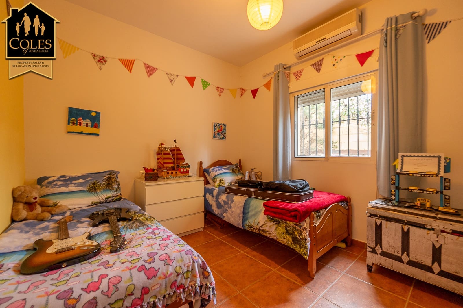 4 sypialnia Willa na sprzedaż w Arboleas z basenem garażem - 299 000 € (Ref: 9566401)