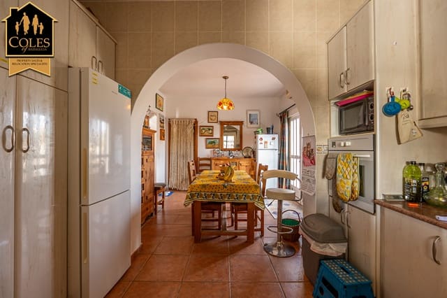 4 sypialnia Willa na sprzedaż w Arboleas z basenem garażem - 299 000 € (Ref: 9566401)