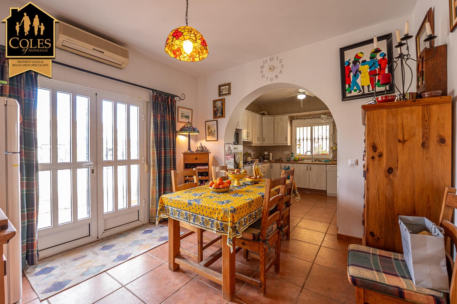 4 sypialnia Willa na sprzedaż w Arboleas z basenem garażem - 299 000 € (Ref: 9566401)