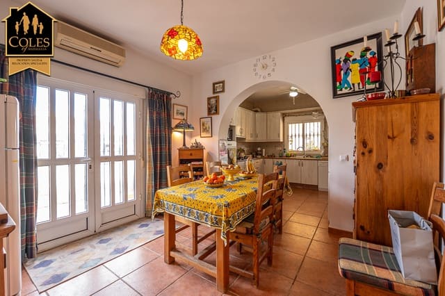 4 sypialnia Willa na sprzedaż w Arboleas z basenem garażem - 299 000 € (Ref: 9566401)