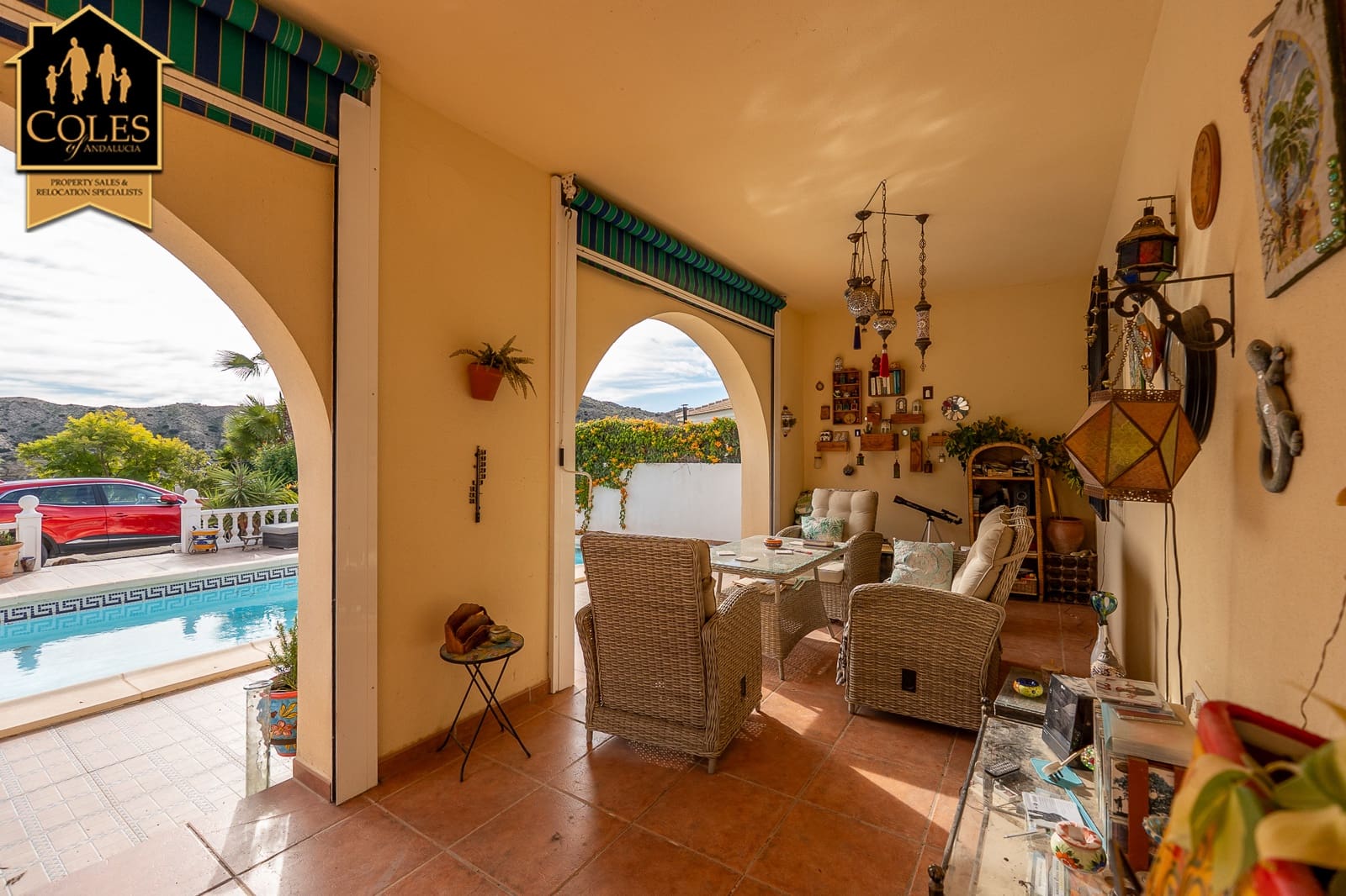 4 sypialnia Willa na sprzedaż w Arboleas z basenem garażem - 299 000 € (Ref: 9566401)