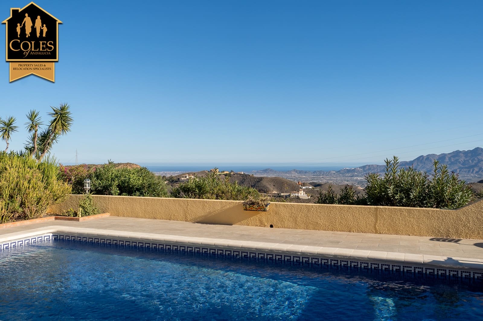 4 soveværelse Villa til salg i Bedar med swimmingpool garage - € 497.500 (Ref: 9579997)