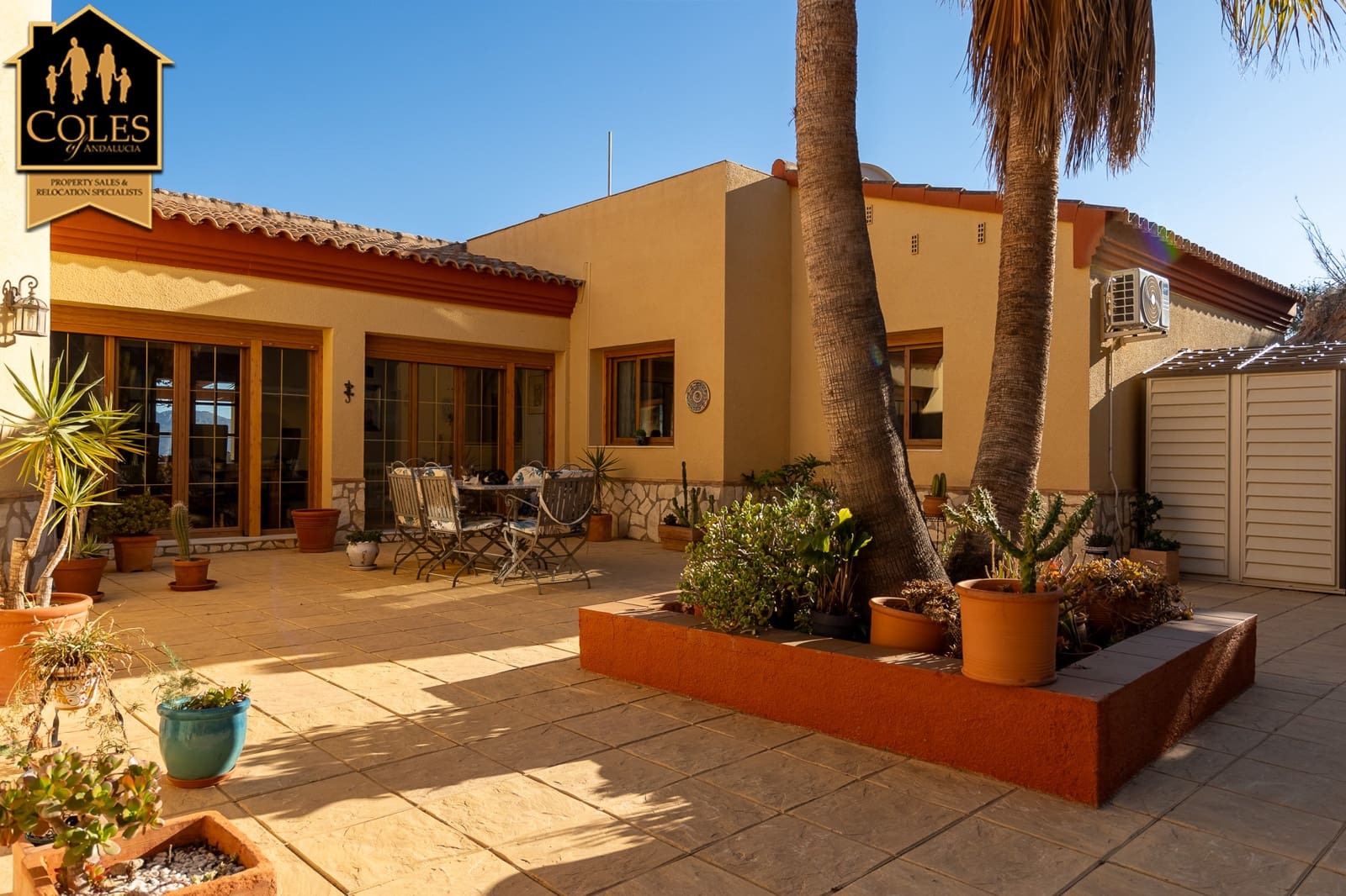 4 soveværelse Villa til salg i Bedar med swimmingpool garage - € 497.500 (Ref: 9579997)