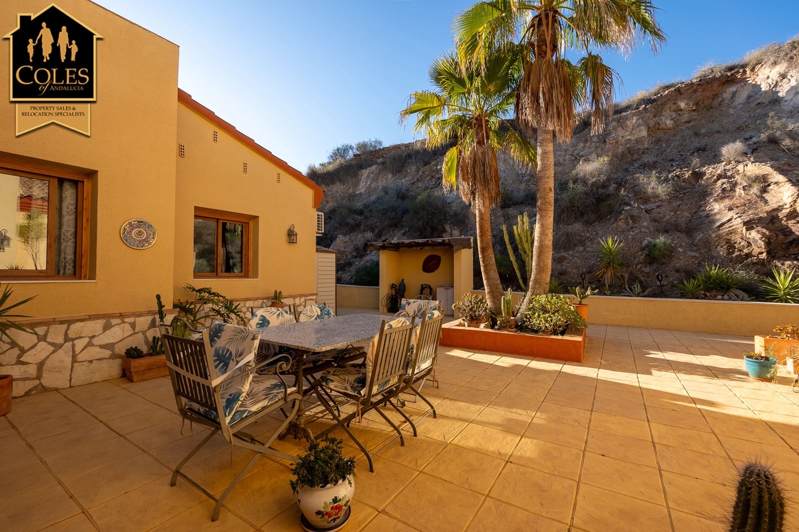 4 soveværelse Villa til salg i Bedar med swimmingpool garage - € 497.500 (Ref: 9579997)