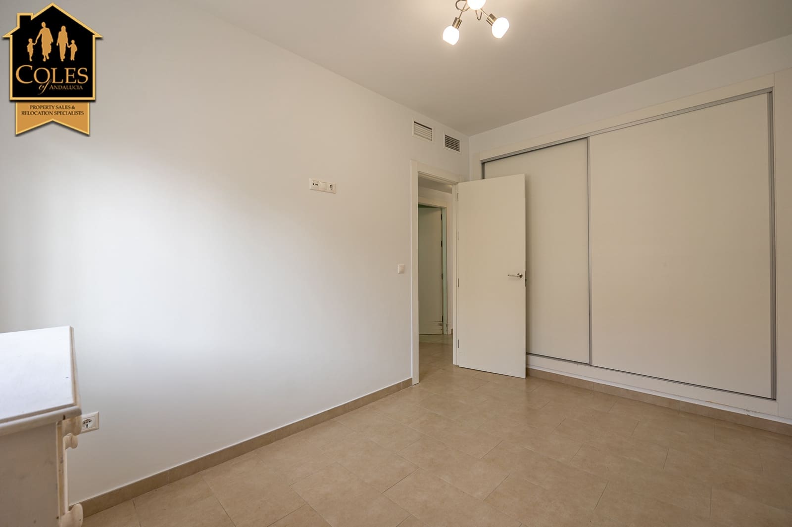 3 makuuhuone Huvila myytävänä paikassa Turre mukana 
autotalli - 229 950 € (Ref: 9588093)