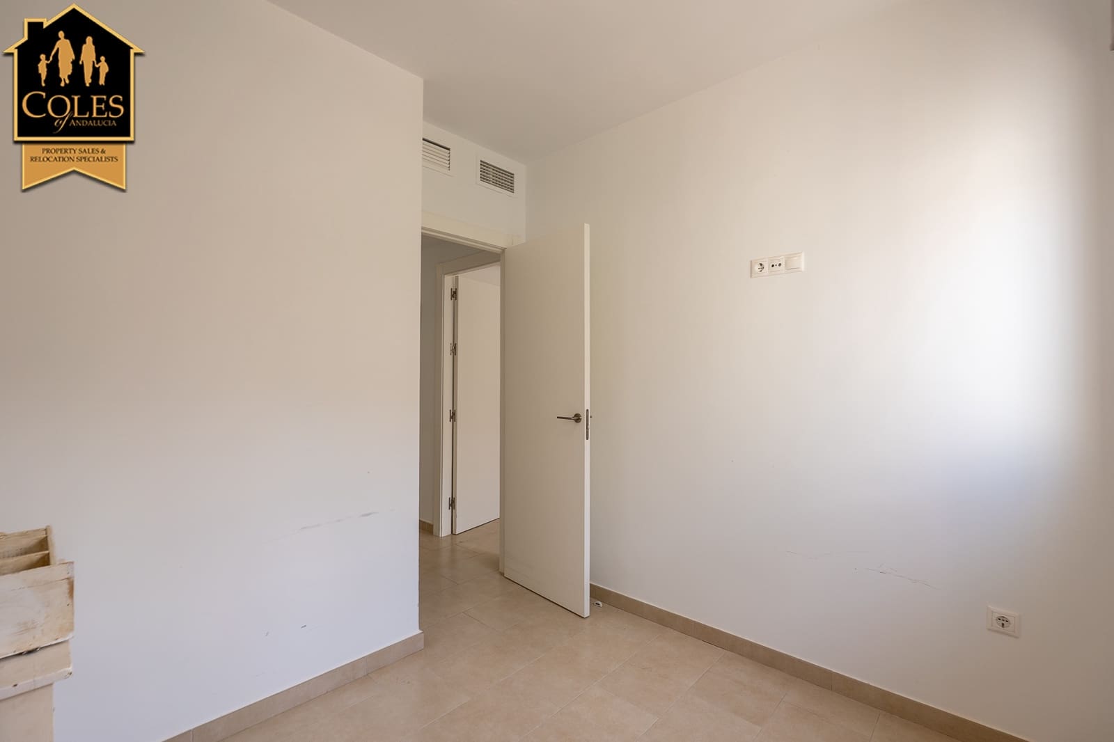 3 makuuhuone Huvila myytävänä paikassa Turre mukana 
autotalli - 229 950 € (Ref: 9588093)