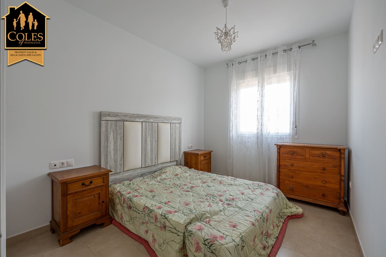 3 makuuhuone Huvila myytävänä paikassa Turre mukana 
autotalli - 229 950 € (Ref: 9588093)