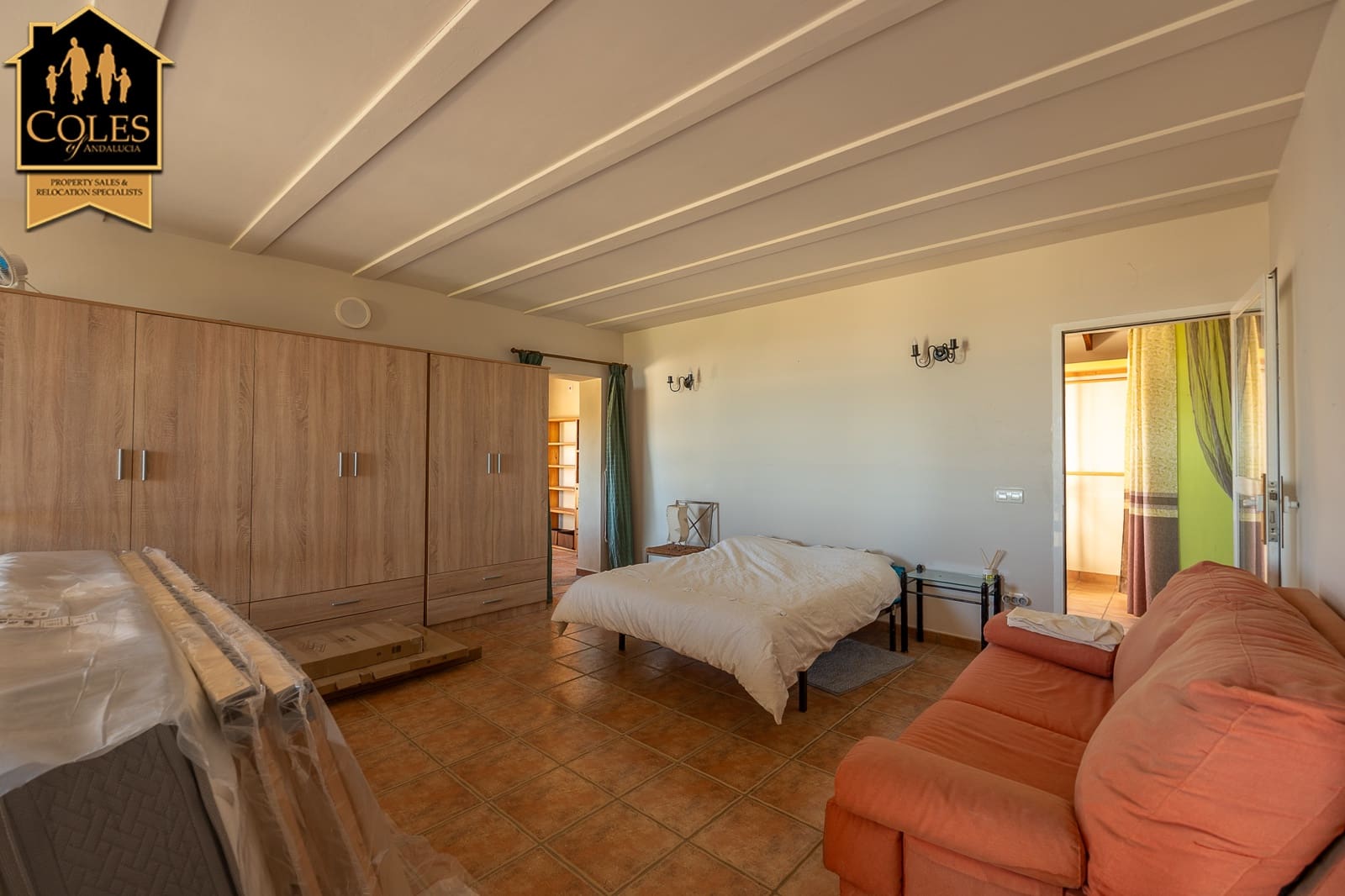 5 bedroom Villa for sale in Los Gallardos with pool - € 429,000 (Ref: 9635004)