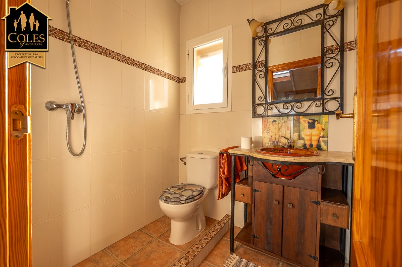 5 bedroom Villa for sale in Los Gallardos with pool - € 429,000 (Ref: 9635004)