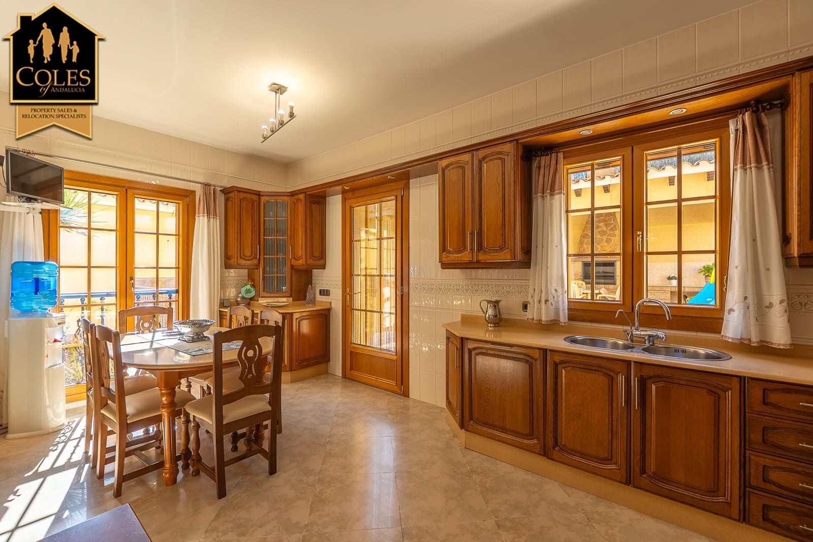 5 camera da letto Villa in vendita in Cuevas del Almanzora con piscina garage - 365.000 € (Rif: 9640488)