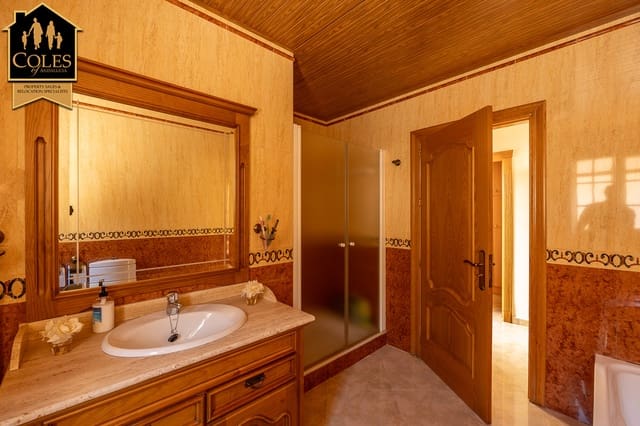 5 camera da letto Villa in vendita in Cuevas del Almanzora con piscina garage - 365.000 € (Rif: 9640488)