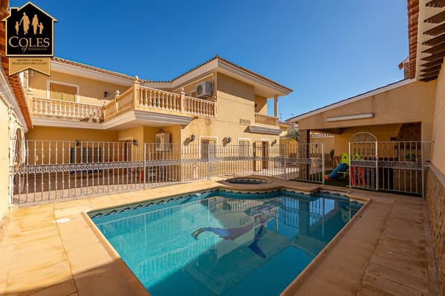 5 camera da letto Villa in vendita in Cuevas del Almanzora con piscina garage - 365.000 € (Rif: 9640488)