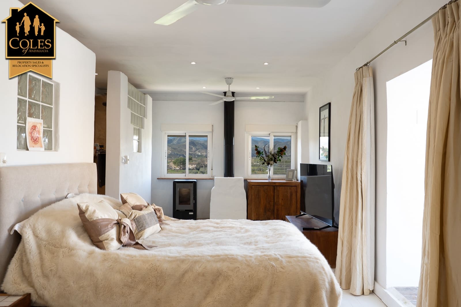 Finca/Casa Rural de 4 habitaciones en Arboleas en venta - 179.950 € (Ref: 9640636)