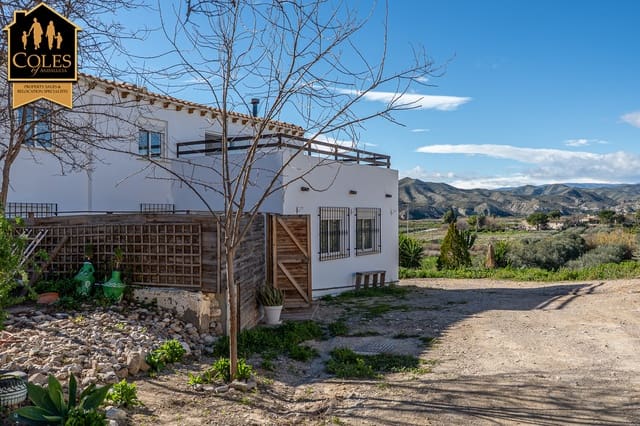 Finca/Casa Rural de 4 habitaciones en Arboleas en venta - 179.950 € (Ref: 9640636)