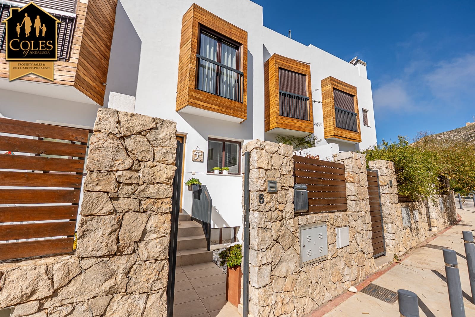 3 bedroom Townhouse for sale in Agua Amarga with pool garage - € 599,000 (Ref: 9656934)