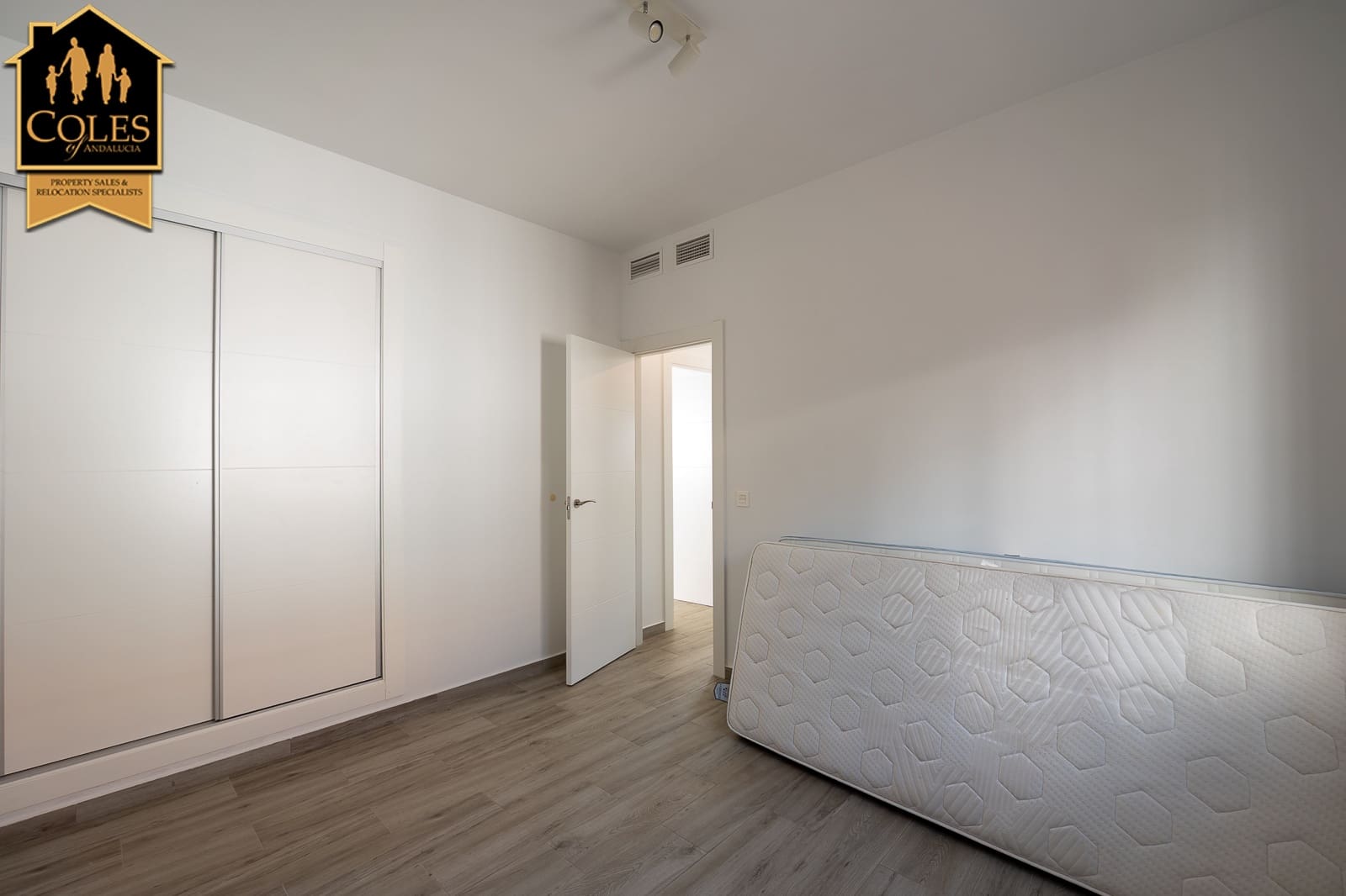 3 makuuhuone Huvila myytävänä paikassa Mazarron mukana uima-altaan 
autotalli - 349 000 € (Ref: 9656935)