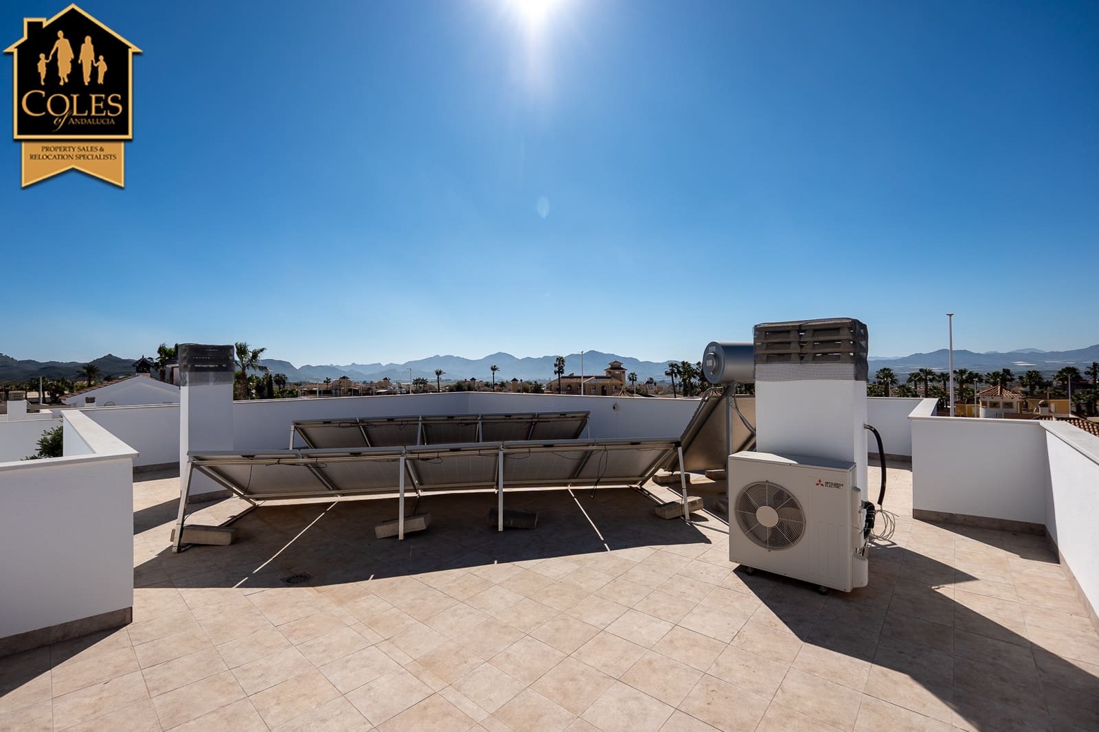 3 makuuhuone Huvila myytävänä paikassa Mazarron mukana uima-altaan 
autotalli - 349 000 € (Ref: 9656935)