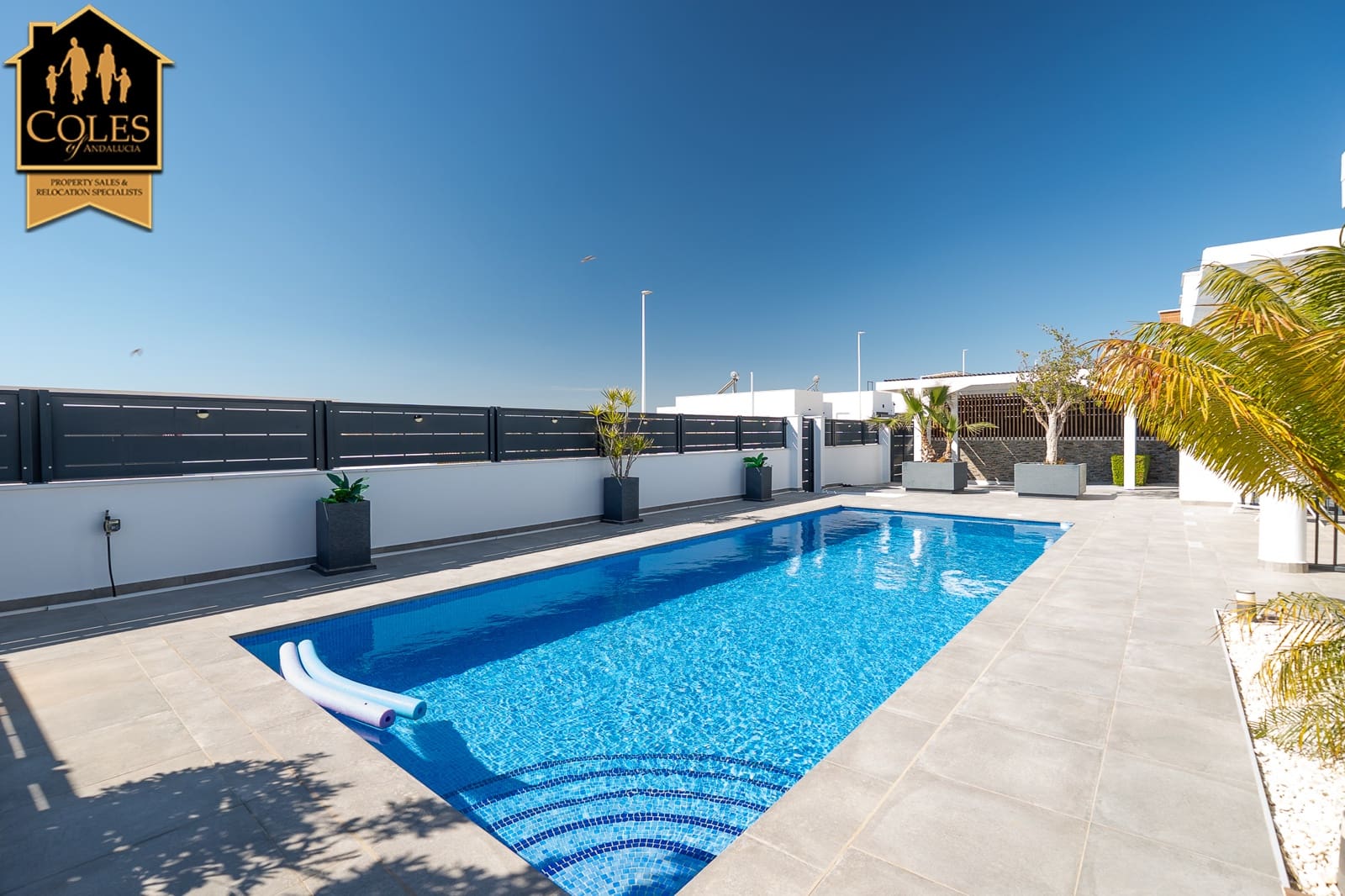 3 makuuhuone Huvila myytävänä paikassa Mazarron mukana uima-altaan 
autotalli - 349 000 € (Ref: 9656935)