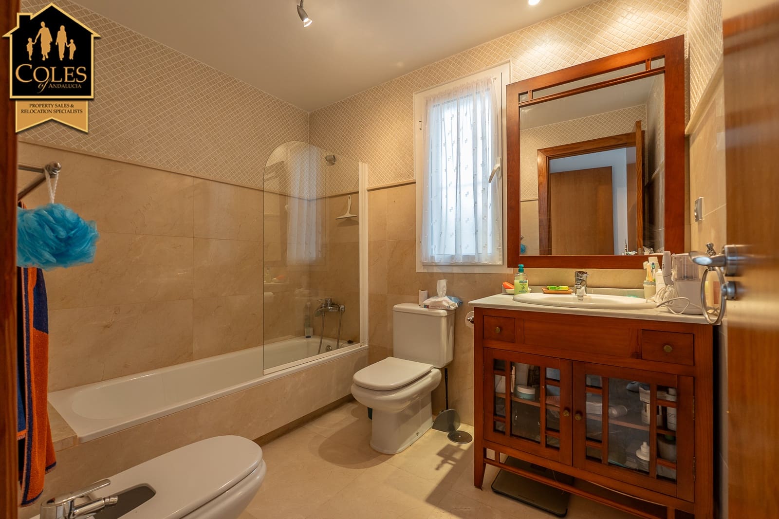 Pareado de 3 habitaciones en Vera en venta con piscina garaje - 325.000 € (Ref: 9665167)