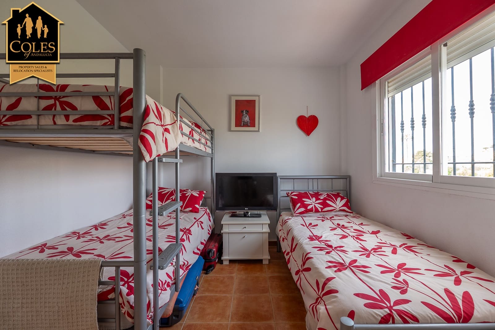 2 bedroom Townhouse for sale in Palomares with pool garage - € 159,995 (Ref: 9665270)