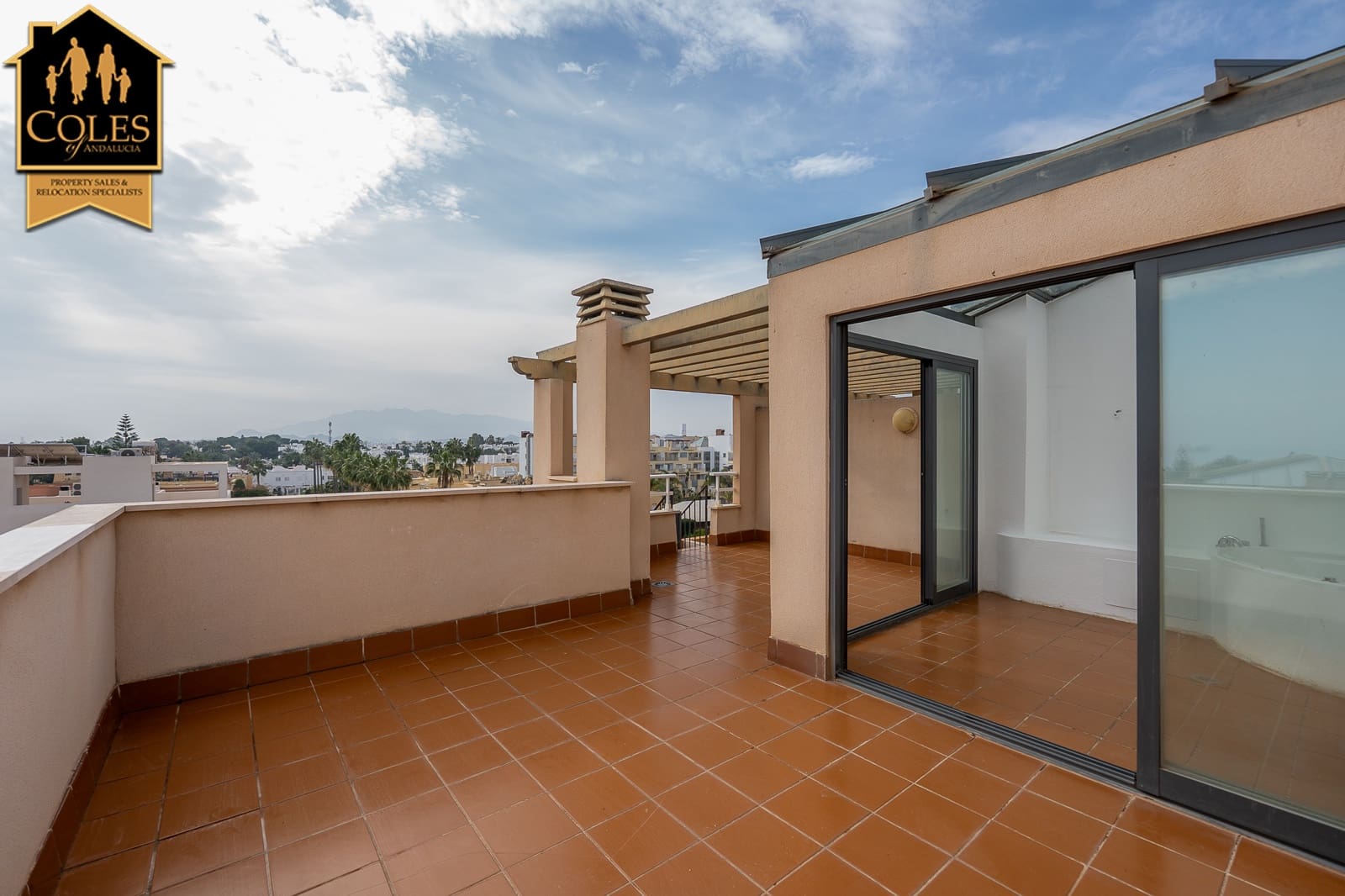 2 Zimmer Strandapartment zu verkaufen in Vera mit Pool Garage - 215.000 € (Ref: 9670988)