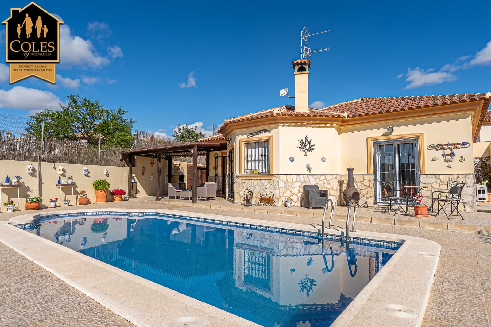 3 Zimmer Villa zu verkaufen in Arboleas mit Pool Garage - 295.000 € (Ref: 9679084)